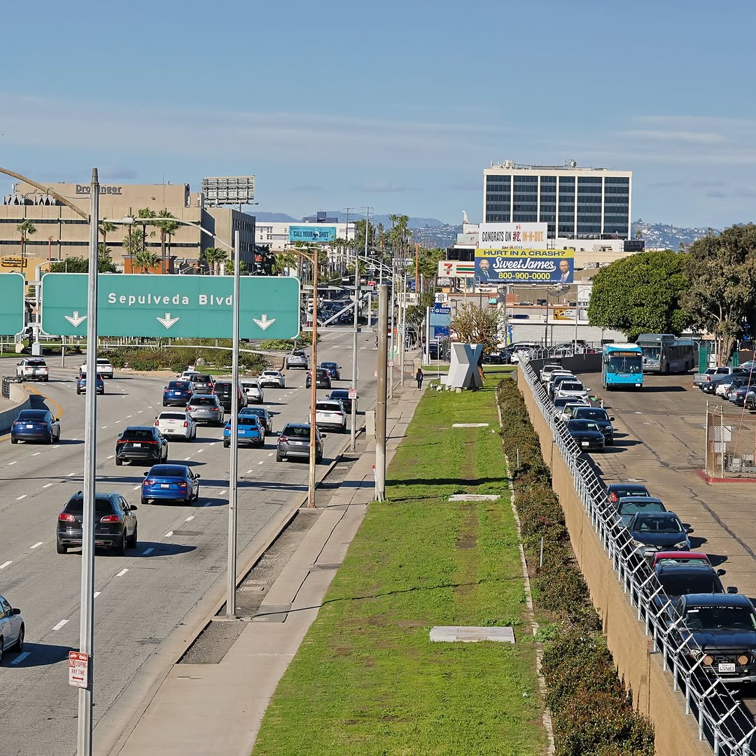 Sepulveda & Lincoln (NF)