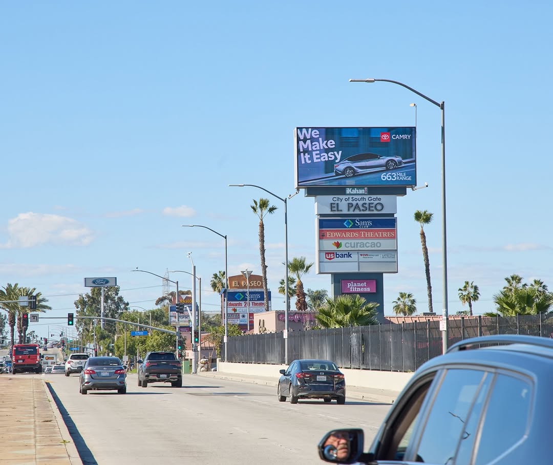 Firestone Blvd. @ Rio Hondo (W)