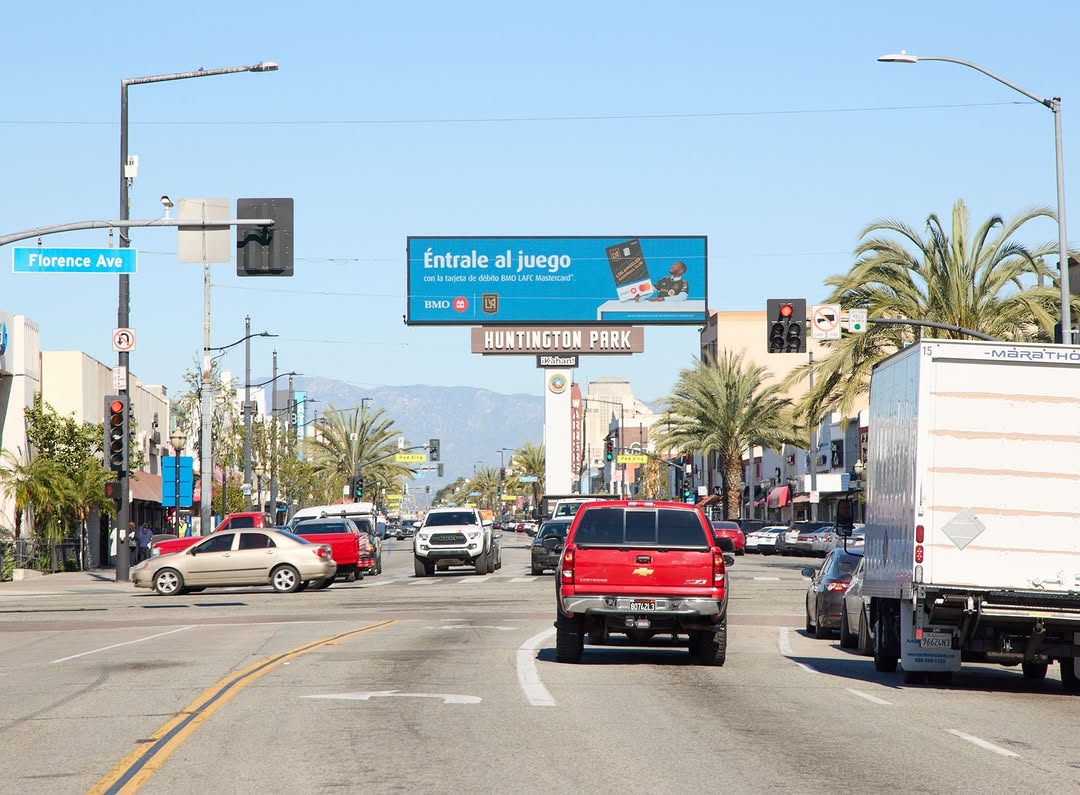 Firestone Blvd. @ Rio Hondo (E)
